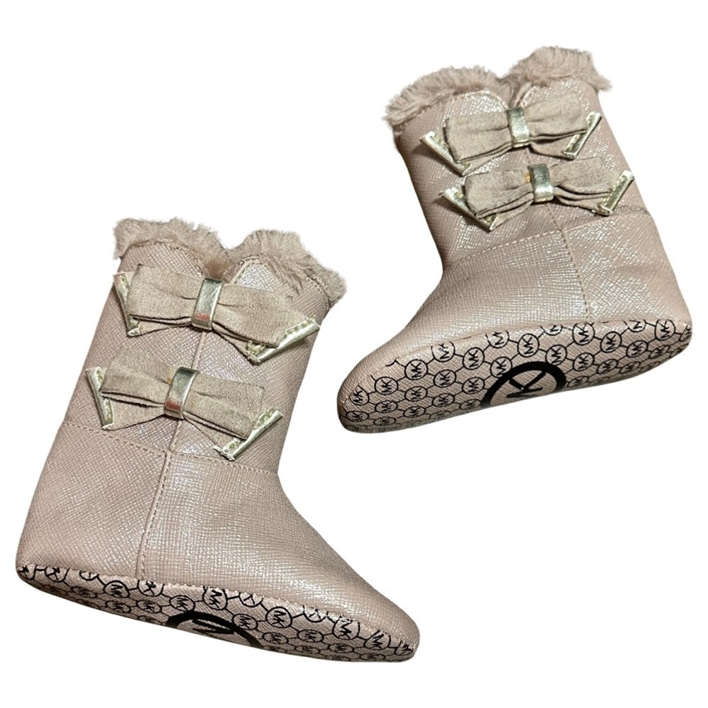 Baby girl Michael Kors boots 0-6 months